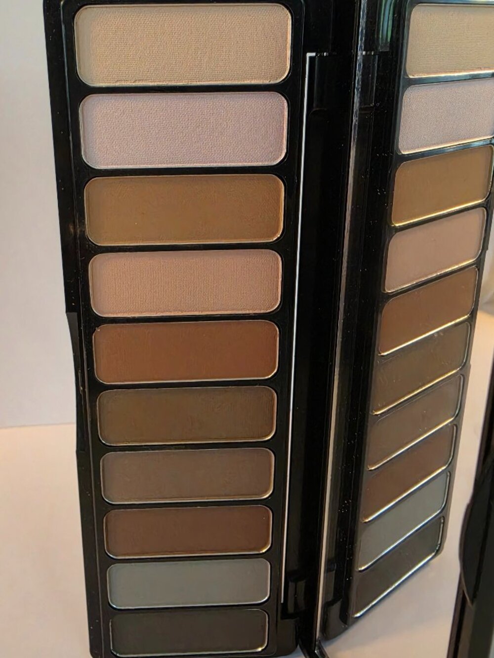 ELF Mad for Matte Eyeshadow palette Matte 83325